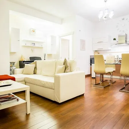 דירה Excellence, Free Parking, 3 Minutes Walking From Sassi *